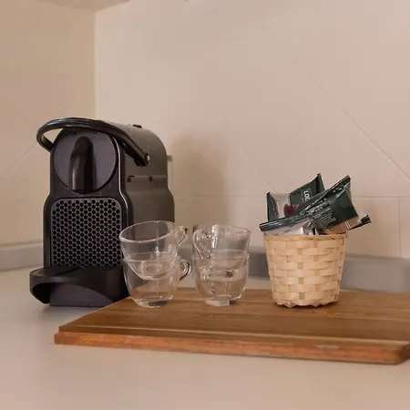 The Golden Floor - New Bright Apartamento *